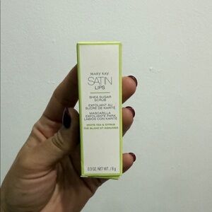 Mary Kay Satin Lips SHEA SUGAR SCRUB Softens NIB White Tea & Citrus